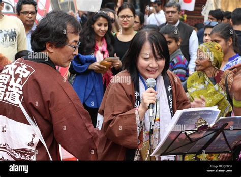 Japanese singer singing Stock Photo - Alamy