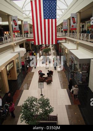 Indoor shopping mall (Walden Galleria, Buffalo, NY Stock Photo - Alamy