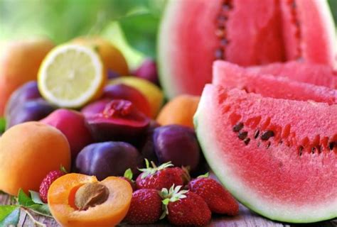 Las 10 Frutas Con Menos Calorías ⇒ 【no Engordan】 🥇