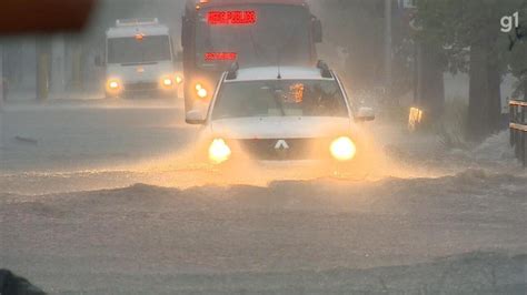 Temporal Provoca Transtornos Em Porto Alegre Defesa Civil Emite Alerta