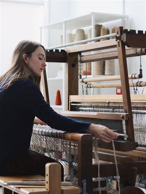 Your Guide To Buying A Second Hand Floor Loom — Balfour And Co Weaving