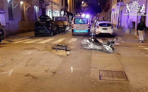 Incidente Cagliari Moto Contro Auto In Via Puccini Ferito Un Centauro