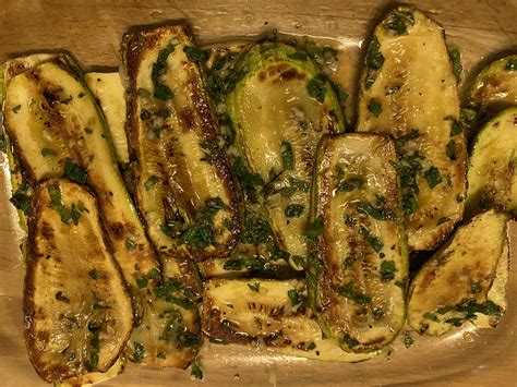 Grilled Courgettes Or Zucchini With Gremolata Like Sauce Culinae Mundi