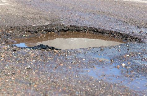 Huge Pothole ‘takes Out Five Cars In Just One Hour Rac Drive