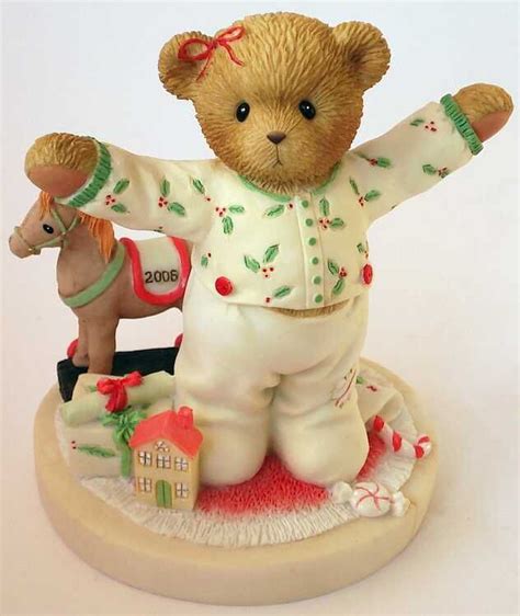 Heidis Cherished Teddies Gallery I Love Christmas This Much Abbey