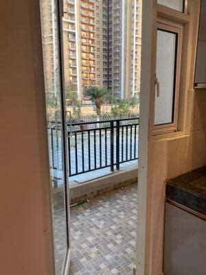 3 BHK Bedroom Apartment Flat For Rent In Omaxe Waterscapes Gomti