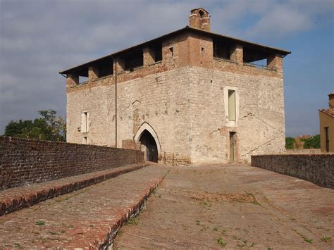 Galleria Foto Delle Mura Medicee Di Grosseto Tuttatoscana