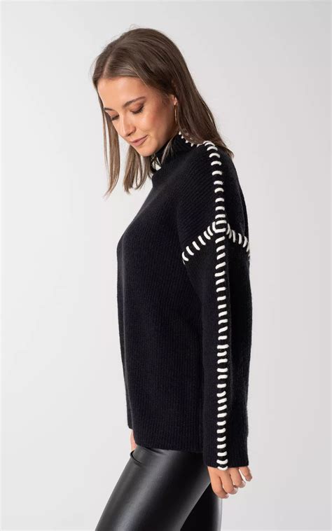 Oversized Trui Met Turtleneck Zwart Wit Guts Gusto