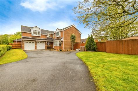 5 Bedroom Detached House For Sale In Lichfield Road Bracebridge Heath