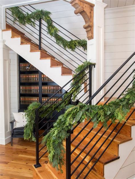 Fixer Upper Renovation And Holiday Decor At Magnolia House Bed And