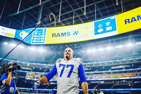 Andrew Whitworth: NFL, Net Worth, Wife & Education - Players Bio