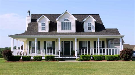 Best Roof Colors for a White House