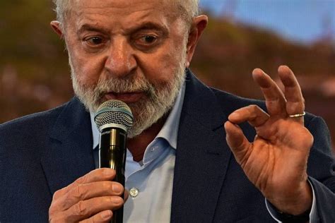 Governo Lula Escala Ministros Para Receber L Deres Evang Licos Em Meio