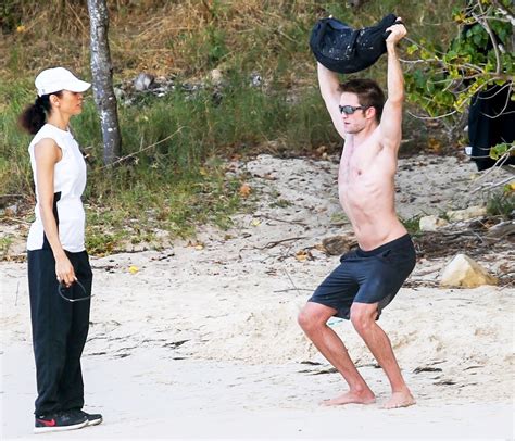 Robert Pattinson Does Shirtless Workout On Antigua Beach Pics