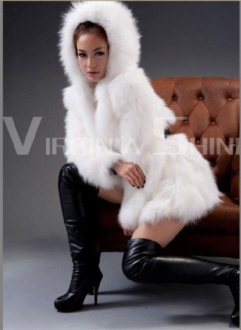 Asian Woman Asian Girl White Fur Fox Fur Style Guides Hoods Fashion Guide Fur Coats Furs