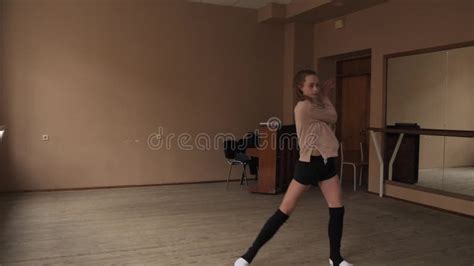 Young Choreographer Demonstrates Elements Of Modern Dance On Camera