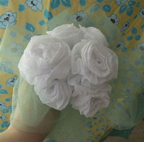 Heart, Hands, Home: More Crepe Paper Roses