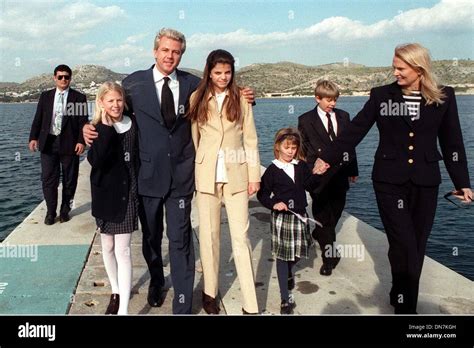 Dec 30 2002 Credit Globe Photos Name I2062sx Athina Onassis And Her Father Thierry Roussel