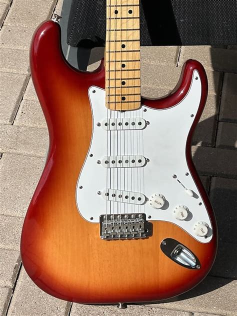 Fender Dan Smith Stratocaster 1982 A Stunning Reverb