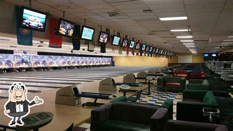 Capri Bowling Lanes 2727 S Dixie Dr In Dayton Restaurant Menu And
