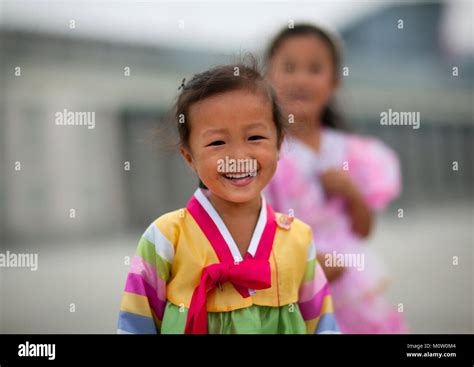 North Korean Girls In Traditional Choson Ot Pyongan Province