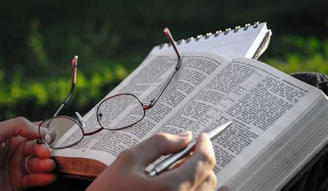 LA BIBLIA CATÓLICA: CÓMO LEER Y ESTUDIARLA, GUÍA Y ORDEN