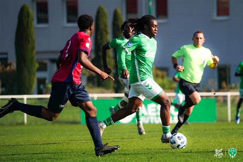 National 3 La réserve s incline face au Clermont Foot