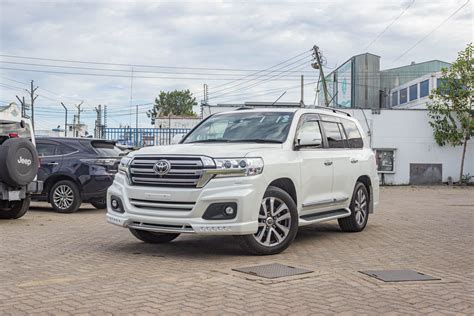 Toyota Landcruiser Zx White Sammy Traders Ltd