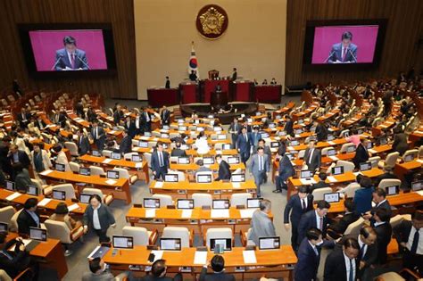 野 직회부 간호법 국회 처리 불발다음 본회의서 처리 예정 아주경제