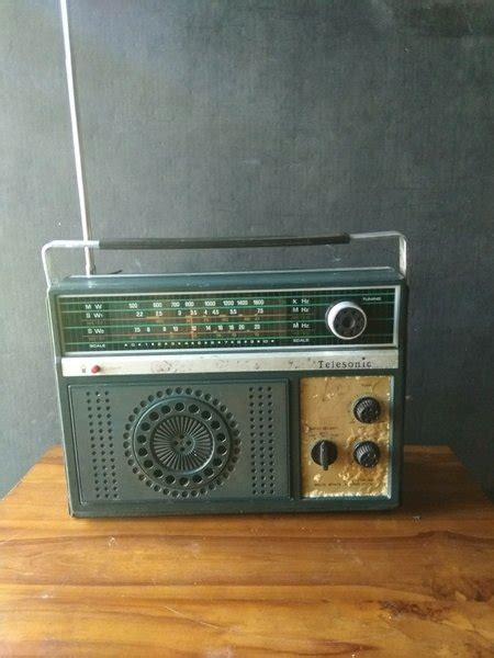 Jual RADIO TELESONIC JADUL - Radio jadul antik - radio antik - Vintage ...