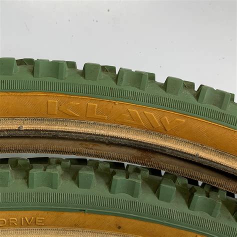 For Sale Gumwall Green 26 Kenda Klaws Tires Rare