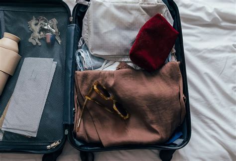 Allegiants Carry On Size A Guide To In Cabin Baggage Kayak