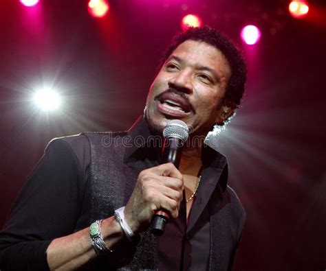 Lionel Richie Performs in Concert Editorial Photography - Image of hard ...