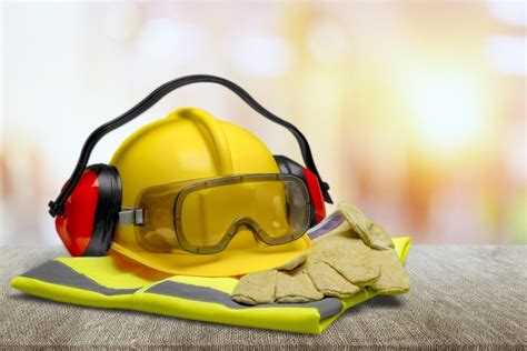 EPI: équipements de protection individuelle - Éléments Industriels