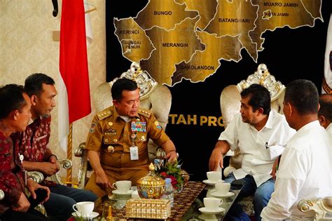 Kunjungan Board Of Region Ptpn Iv Regional Ke Rumah Dinas Gubernur Jambi