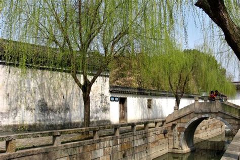 Take A Day Trip To See The Sex Museum In Tongli China Solitary Wanderer