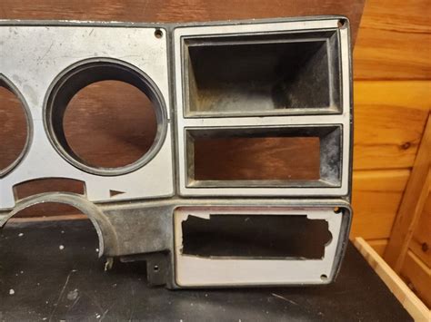 80 87 Chevy Truck C10 C20 C30 Square Body Instrument Cluster Bezel Dash