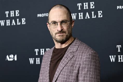 darren aronofsky defends realistic fat suit   whale