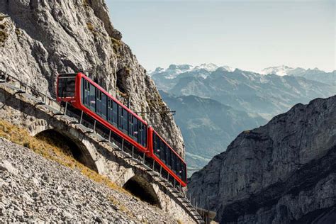 Tren Cremallera Al Monte Pilatus Desde Alpnach