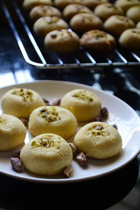 Nankhatai Recipe Easy Indian Cookies Gayathri S Cook Spot