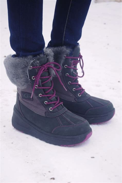 SNOW BOOTS - Wearing the UGG Hoka winter boot ~ Thread Ethic | Winter ...