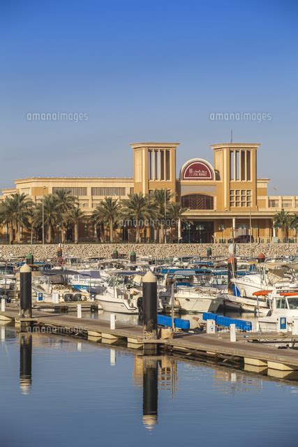 Kuwait Kuwait City Souk Shark Shopping Center And Marina 20088056143