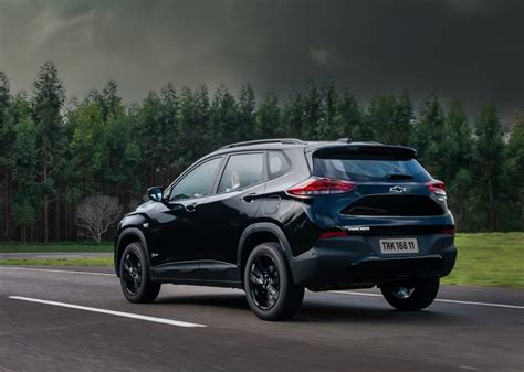 Chevrolet Tracker 2024 SUV ganha versões RS e Midnight Será que vale