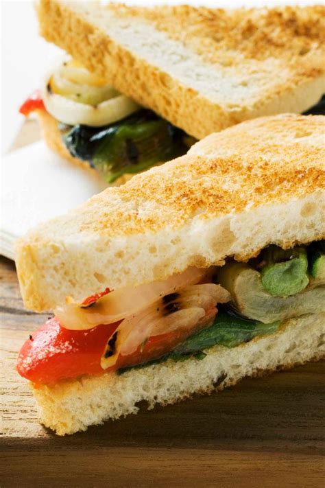 17 Best Vegetarian Sandwiches (Easy Ideas and Recipes) - IzzyCooking