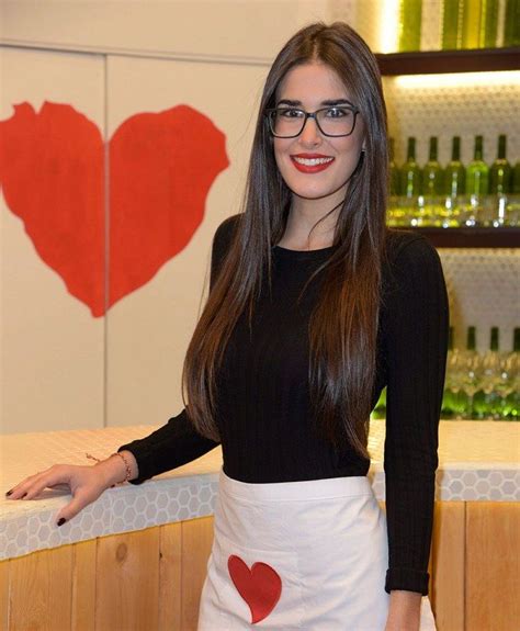 Lidia Torrent La Camarera De First Dates Que Da Un Paso M S En Su