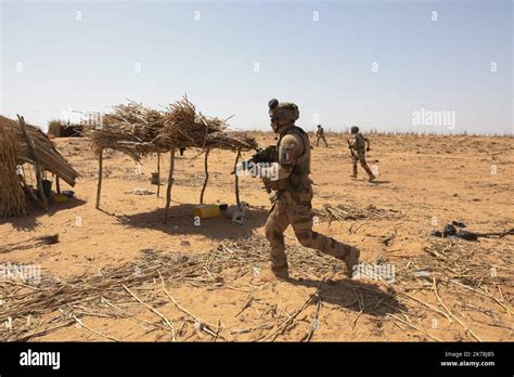 Soldats français de l opération Barkhane L opération Barkhane est une