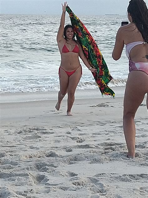 Thicc Latina Ass Gorgeous In Bikini Posing Showing Off On Beach Beach Bikini Forum