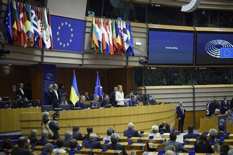 Il Parlamento Europeo Vota Contro LUngheria Il Manifesto