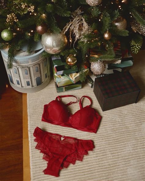 Un Natale Sexy E Romantico Con La Lingerie Intimissimi Foto