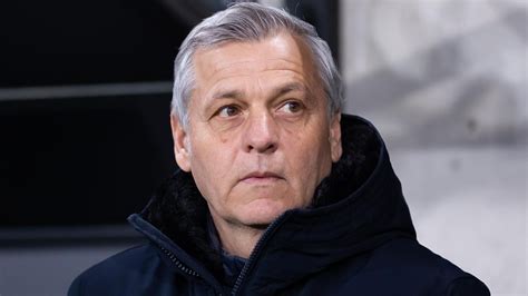 Stade Rennais Bruno Genesio En Passe De Quitter Rennes Julien